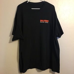 Hooters Las Vegas Men’s Tshirt! Size XXL!